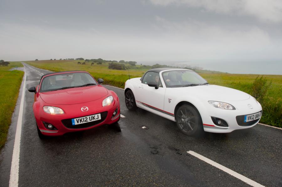  Mazda MX-5 Kuro 2012 года  (UK) (фото 41 из 54)
